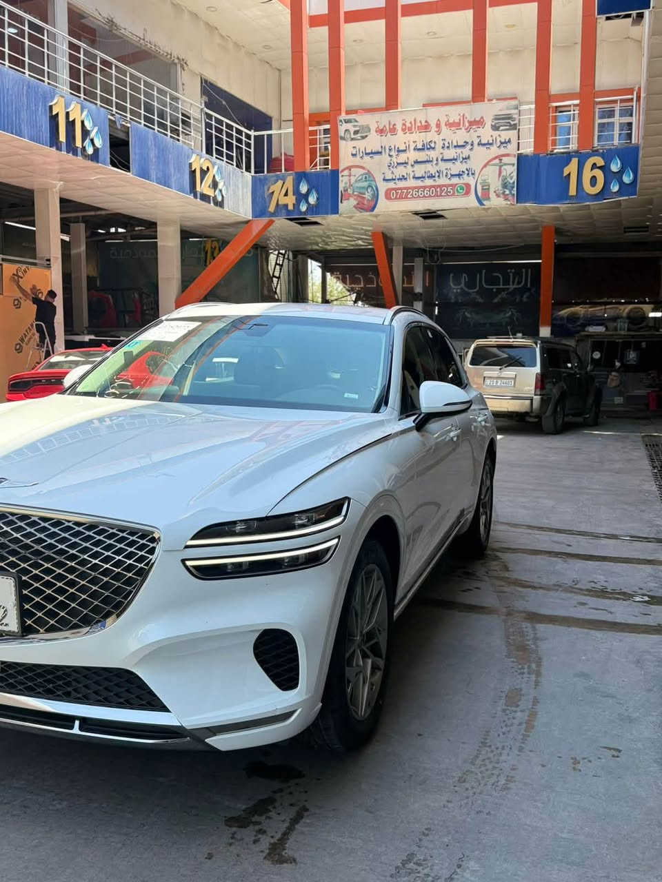 جنسيز g70 موديل 2025 رقم بصره شهداء
الحادث مثل ما واضح بالصور والمواصفات معروفه 
السعر ب ٣٠٠
البصره أربع شوارع

***********
