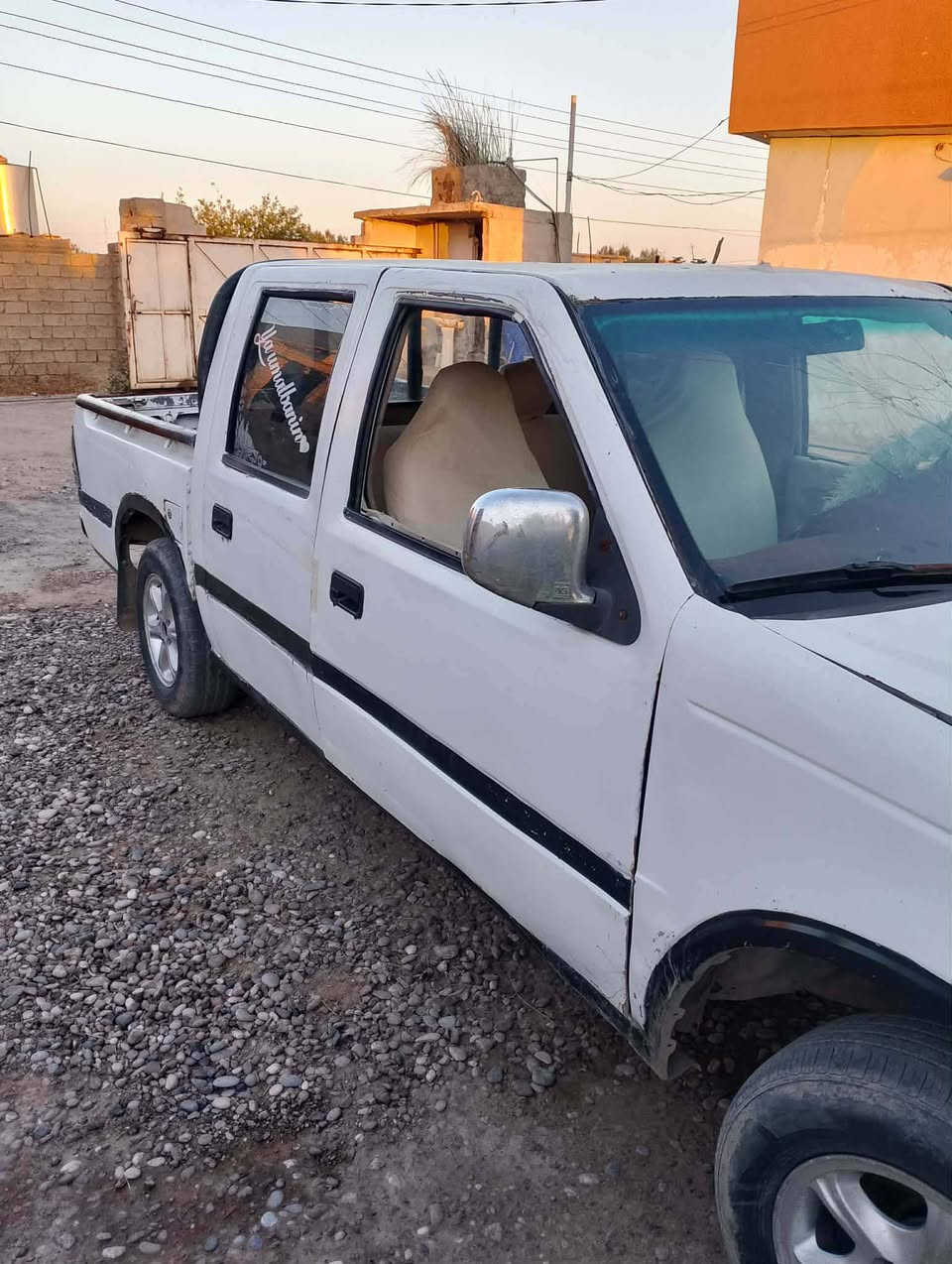 السلام عليكم مكلف بالنشر مكلف بالنشر، ،،بكم گنو للبيع مستعجل حيل وسعرها بلاش مليون ونص، ، بيها رقم وسنويه بس مايندل صاحبها رقمها واسط،،،كير محرك صدر تايرات كلها شرط عنواها ناحيه الزاب للاستفسار اكثر الاتصال علئ للرقم ***********
