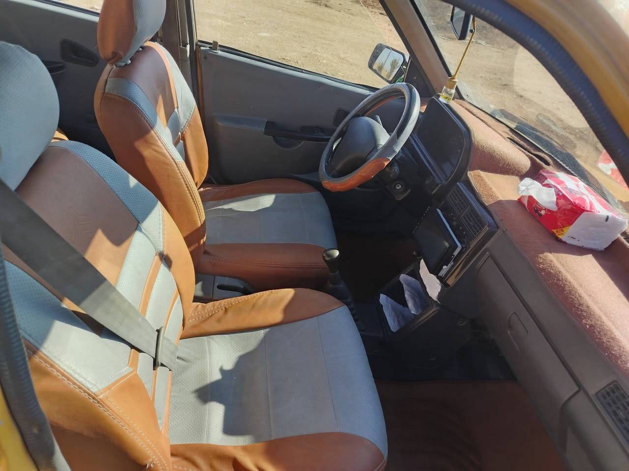 السلام عليكم
سايبه للبيع
جديده شواصي ابلاديه
رقم بغداد انكليزي
تحويل مباشر
السعر 24
السياره جديده تبريد تدفئه  شغال
بيع سريع مستعجل
باتري جديد محرك كير بل جيس
كهربائيات كله شغاله
اتصل ***********
***********
جاهزه السياره
