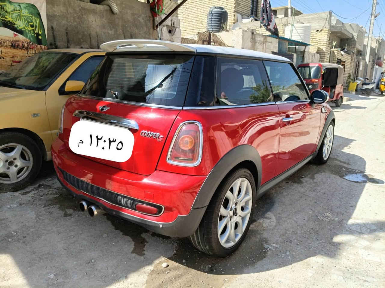 سلام عليكم  للبيع ومراوس ادوات
ميني كوبر  زيروو  جديده لوك محرك ٢٠٠٠
تيبربوو كير ٦نمر  يعني شلعه ومعدل تشلع الكاع
مكينه وكير تبريد ثلج 
اس السياره 
فول مواصفات 
ويل١٨ 
جاهزه من كلشي وكل نقص مابيها 
ارقام اصلي نكليزي سنويه ستنساخ 

السياره بيها كصة جنطه  بدون صبغ 
ايرباك 

فتحة سقف بانورما 

وكشنات جلد 

جانات كهرباء اوتماتيكه 

بصمه تشغيل 

ومعروفه مواصفاتها 

والسياره على وضعها البلادي بعدها 
سماعات ضيم بيها سيدي اوكس بلوتوث 

مكاني بغداد شعندك مراوس نزل 
متواجد ع واتساب راسلني 

للتواصل *********** 

سعرها ٤٠ورقه
