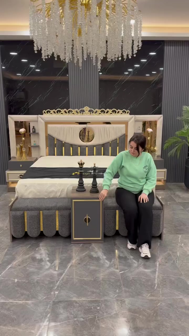 غرفة تركي 11 قطع 
قياس كنتور 3 امتار و 60


**إذا كنت صاحب هذا الإعلان وتريد حذفه لأي سبب، رجاءا أرسل رسالة إلى الدعم الفني**