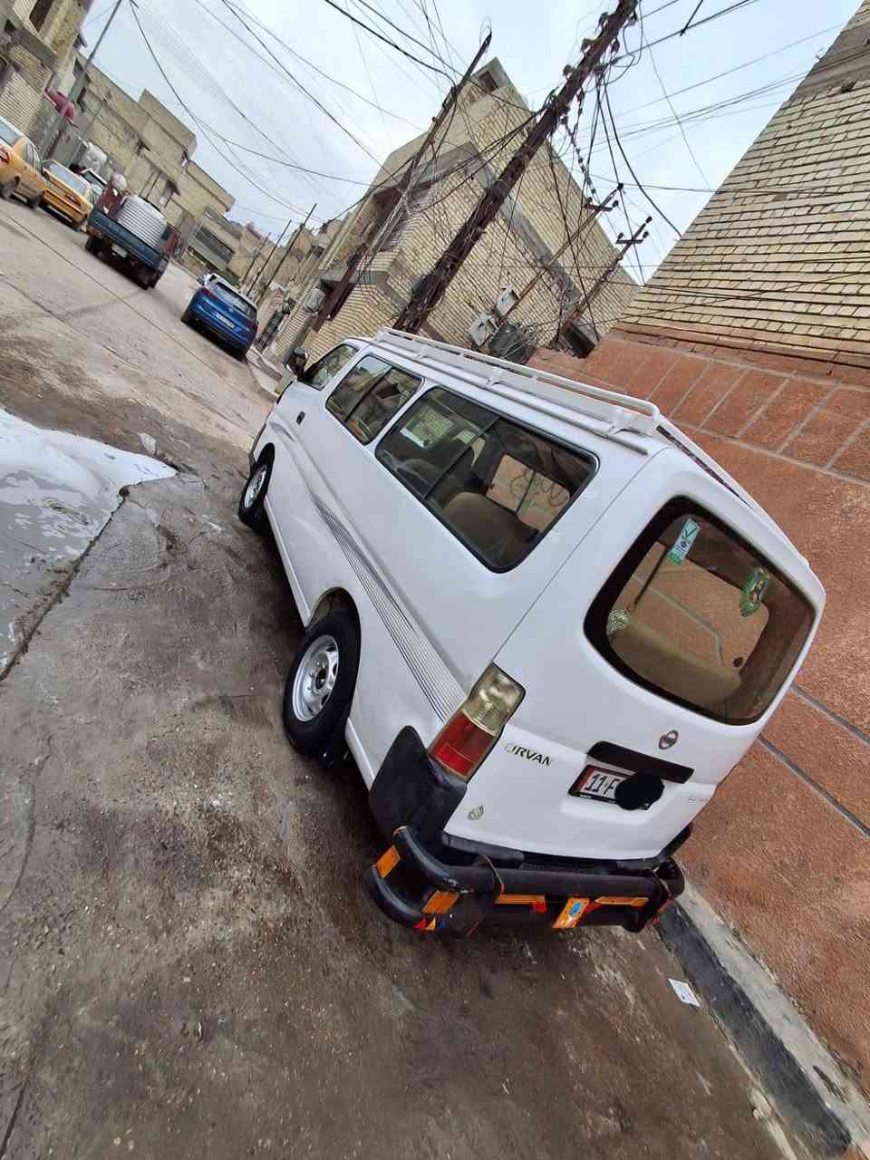 نيسان اورفان 2007 رقم بغداد الجديد بسمي السعر 90 رقم الهاتف *********** مكاني بغداد
