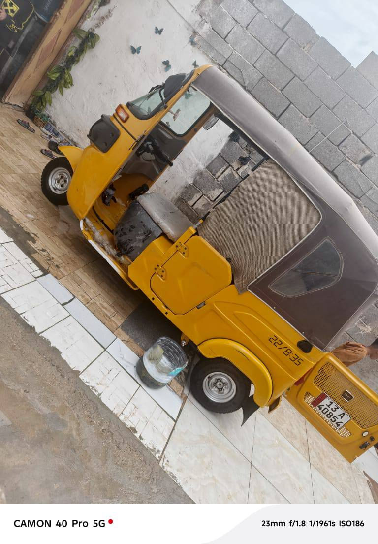 تكتك للبيع موديل 2021 شهر 11 مال بيت تكتك نظيفه  هاذه رقم ***********
