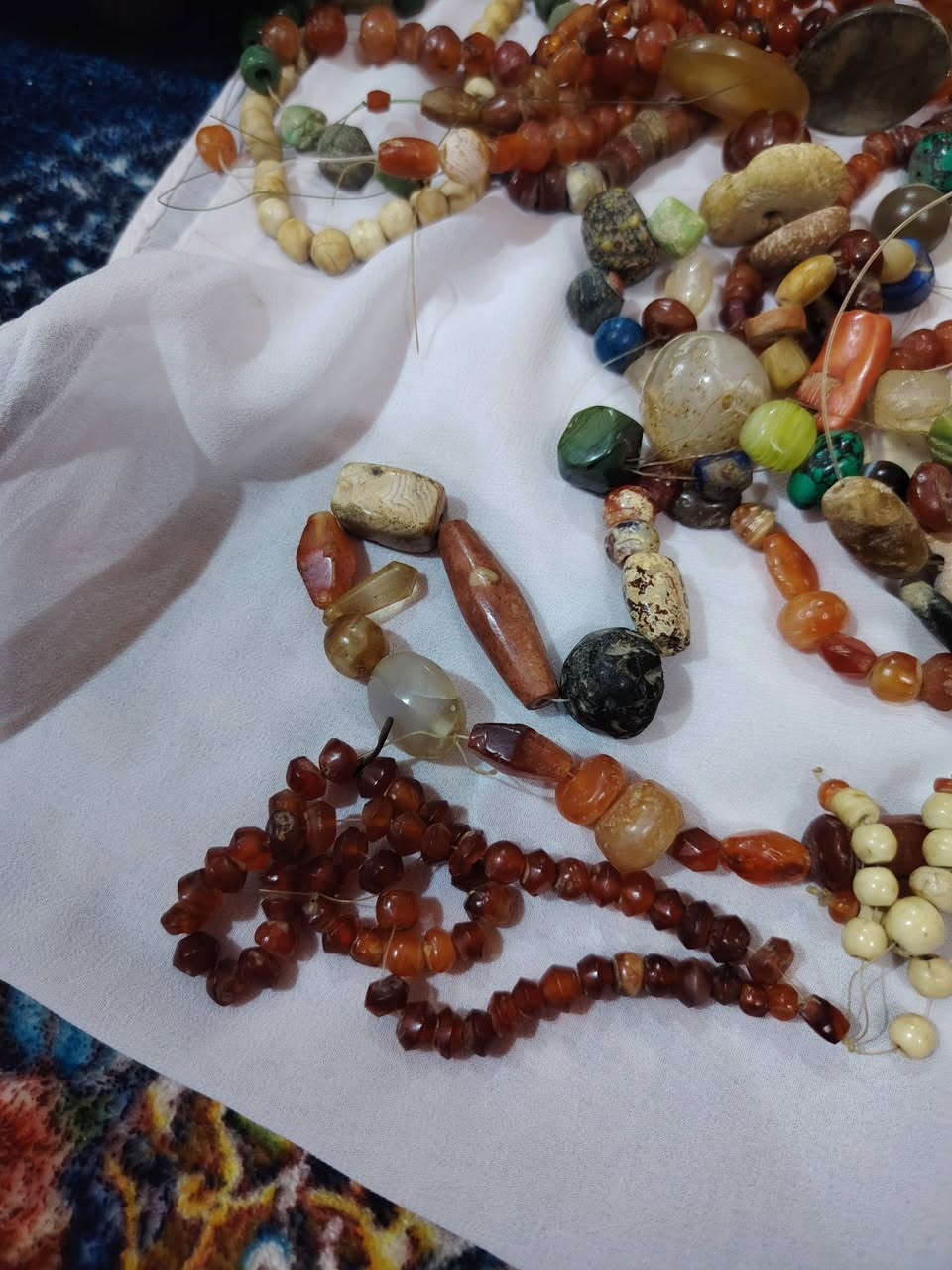 مجموعة احجار قديم  اصلي مو صناعي البيع اليريدهن خاص اني بلخدمه


**إذا كنت صاحب هذا الإعلان وتريد حذفه لأي سبب، رجاءا أرسل رسالة إلى الدعم الفني**