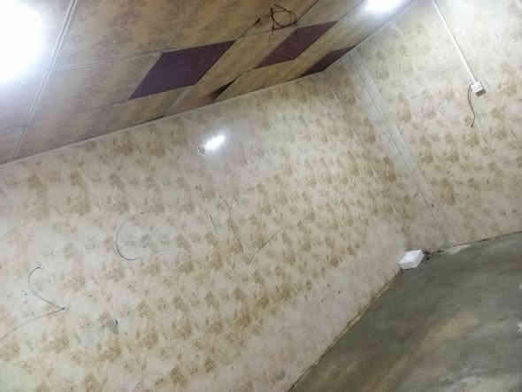 للأجار 
بيت في القبله حي الشهداء
قرب سنتر ابو وميض 
مساحه 105 متر 
يحتوي ع غرفه منام وصاله
ومطبخ وحمام وطارمه
الاجار 300 قفل 
***********
عقارات احمد
