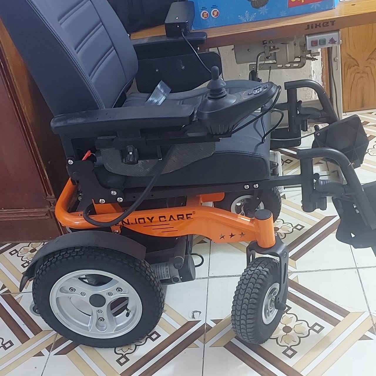 سلام عليكم عربانة كهربائيه للبيع للاستفسار ***********
