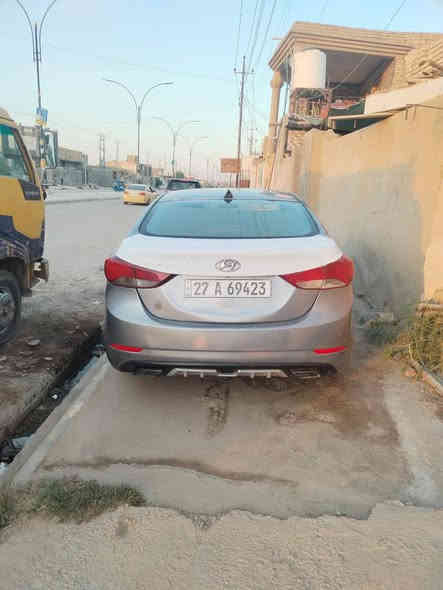 هونداي النترا موديل 2016 امريكي 
للبيع فقط 
سياره احلا من الصور نضيفه ومرتبه 
شرط فول مكينه كير حداديه تبريد 
حجم المكينة 2000 حادثهه البلادي جاملغ الأيمن وبنيد 
وبيهه طخات ومصلحه #تحويل ثاني يوم سياره حره ب اسمي 
#السعرـ95$ وبيهه مجال للاستفسار ***********
