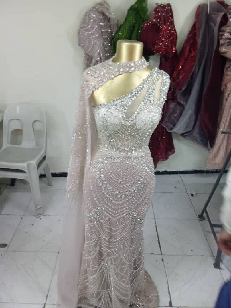 جبتلكن احلى وافخم فساتين 🫣♥️
فستان حريم السلطان شك نول مع تقفيلة خارجية بتنفك وبتتركب 🥰


**إذا كنت صاحب هذا الإعلان وتريد حذفه لأي سبب، رجاءا أرسل رسالة إلى الدعم الفني**