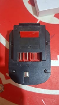 بطارية • ٢٥ أمبير • مع توصيل