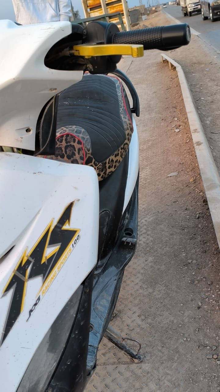 دراجه ماكس للبيع السعر ٣٥٠ وبيه مجال عوزه  نواقص بسيطه الشراي عله هاذه الرقم ***********
