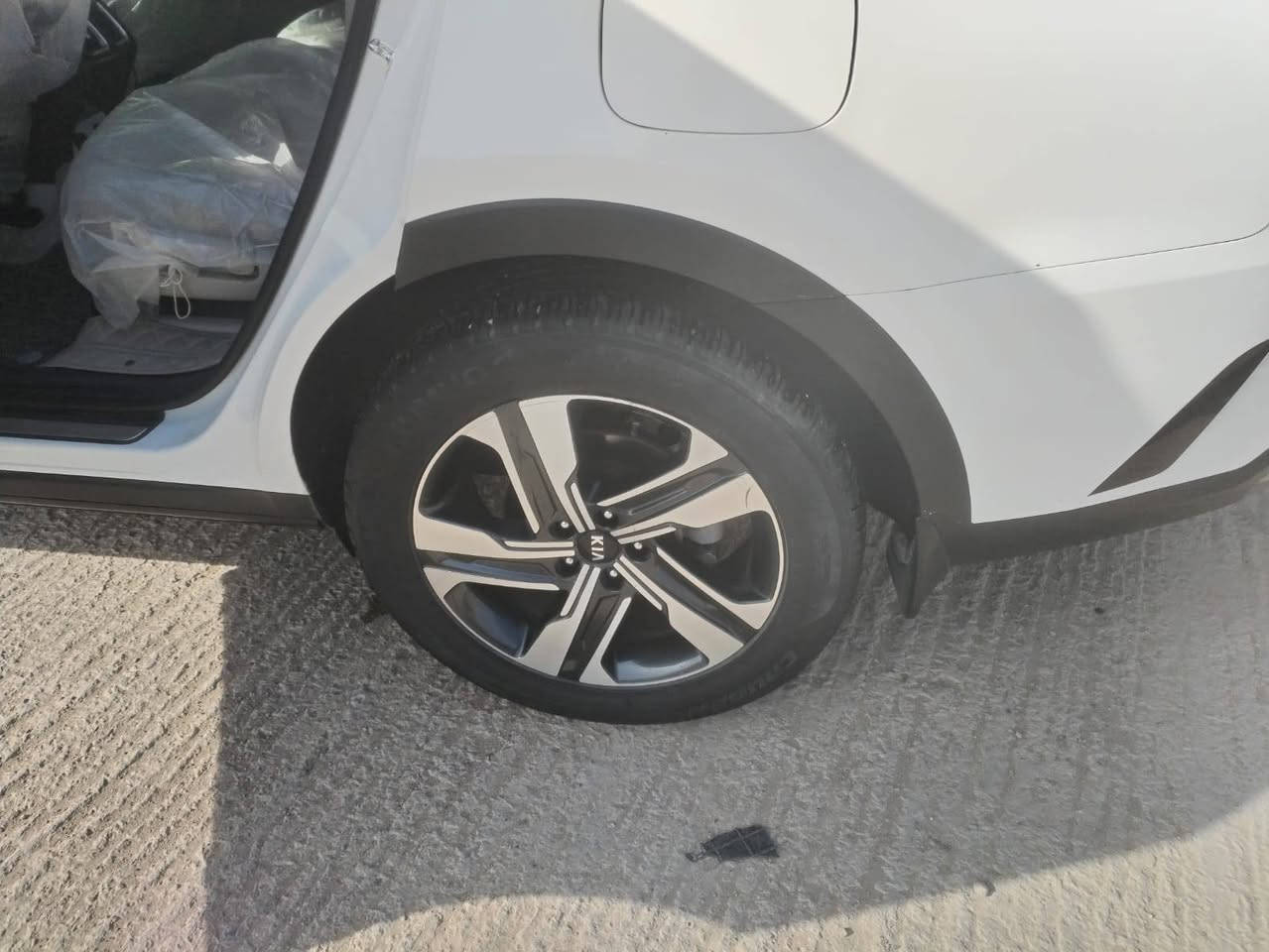 سورنتوا
٢٠٢١
٦ سلندر
٧ راكب
خليجي ابيض رقم واسط
تحويل ثني يوم بسمنه ستخدام شخصي عنوان كوت واستفسار عله رقم ‏‪***********‬‏
