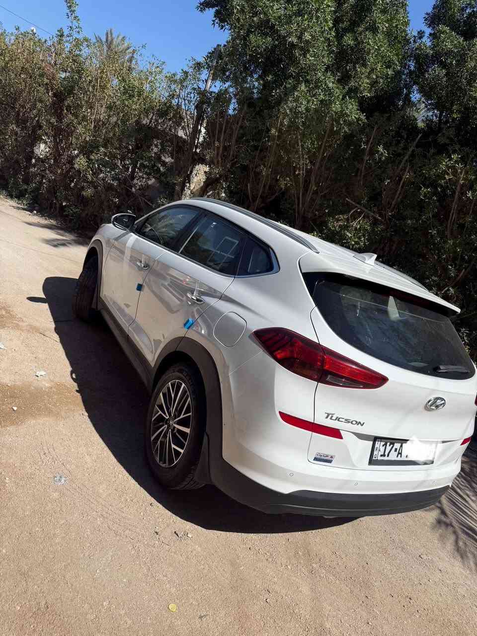 السلام عليكم توسان مديل2019  محرك 2000  رقم مثنى بسمي ماشيه 65 الف كراسي كهربا فول تحكم ستيرن شاحن وايرليس ثلاجه جمجمه وباقي المواصفات معروفة  السنوية جديدة
السعر205.       ***********
