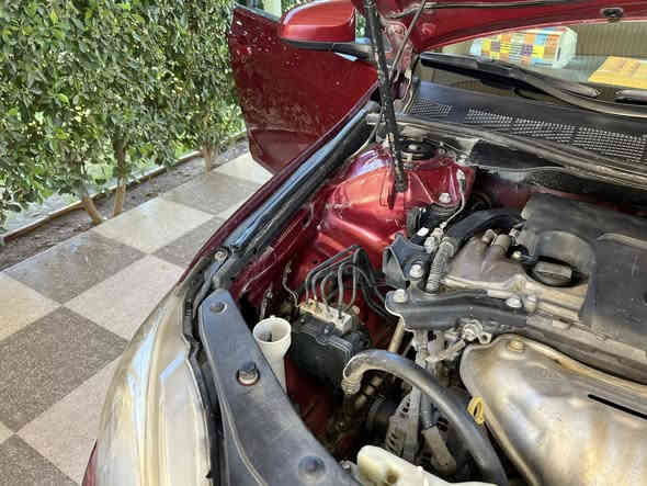 كامري 2017 وارد امريكي
الفئه XsE فول
مكينه 4 سلندر
كير ومكينه مكفولات ماشيه 118 
حادثها بنيد وجاملغ شرط بدون دواخل
وبيها 4 قطع صبغ بدون دواخل 
سونار ويا الصور البارحه سويته 
وين ما اتريد افحص
سنويه ساقطه صار سنه
السعر. 138 وبي مجال قليل
مكان السياره الضلوعيه
***********
