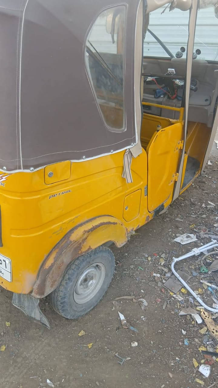 السلام عليكم تكتك 21 مرقمه بغداد الابيع مكاني بغداد رقم هاتف ***********
