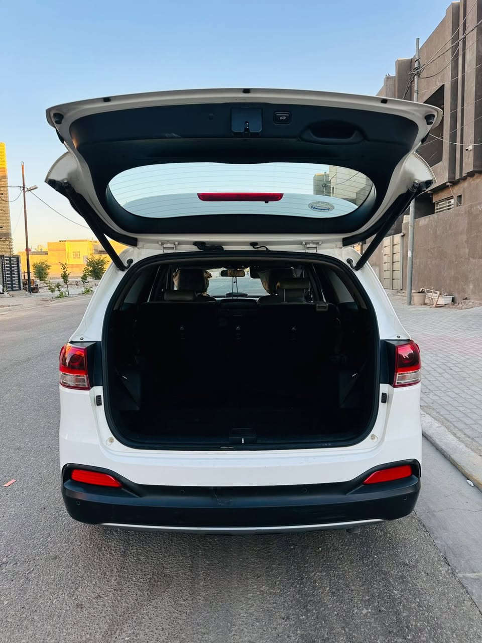 سورنتو 2017 شكل ال 2020
فول مواصفات 

بصمة تشغيل + بصمة ابواب 

مكينه 6 سلندر 

حساسات خلفيه + حساسات امامية 

4 مقاعد  الامامية + الخلفية & تدفئة تبريد

السياره فول للأخير خليجي 

جنطة كهربائية 

سايد بريك دكمة + تلقائي

7 راكب 

وبعد بيها هواي مواصفات 

للأستفسار  الأتصال ع الرقم 

***********

السعر 210 مع المجال ( قليل )
