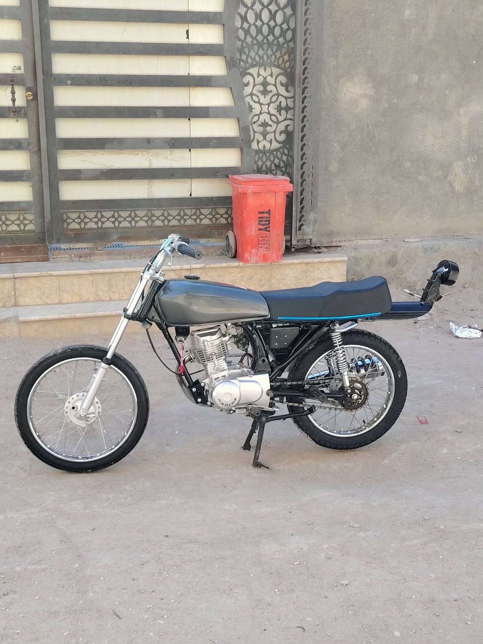 للبيع تعميره 24 شاصي ارشه13 اوراق كامله مكينه مفتوحه دراجه شوفت عينك جامده شراي خاص مكاني مركز


**إذا كنت صاحب هذا الإعلان وتريد حذفه لأي سبب، رجاءا أرسل رسالة إلى الدعم الفني**