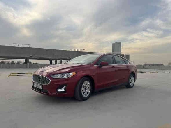 للبيع فيوجن موديل 2020
بصمة 

جلد 

بلوتوث

رادارات

هندبريك بصمه

جام اوتو 

تحديد مسار 

 وقوف تلقائي

ويل  16

مكينة 2.5 L

ماشية 70 KM

 تبريد ثلج 

حادثها قطعة وحده البنيد صبغ فقط 

ايرباك برده وستيرن 

للاستفسار 

***********
