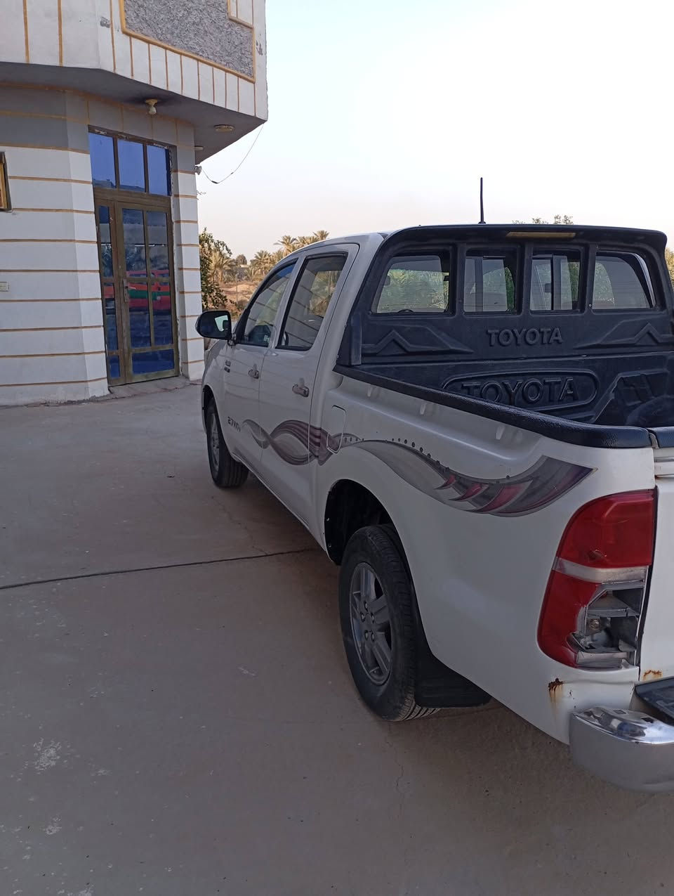 بيكم تويوتا موديل 13رقم بابل دولي.شاصي19 هزه جديده لل2030.باسمي.كير اوتو مكفول محرك مكفول اكسل مكفول..الكشر بيه بارد جدا قليل..صبغ..البديل جهه يسرئ .تبريد.ثلج..حداديه..جديده.....تخم..تاير..كهرائيات جاهزه.. غرفه نظيفه...السعر...175وبيه.مجال.بسيط..للاتصال.***********.مكاني بلحله..قرب جامعه بابل.
