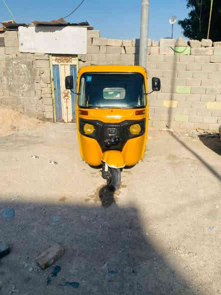 سلام عليكم تكتك باجاج مديل 19سنويه بسمي كفاله تنقيص وتبخير التكتك كامله ما نقصها شي مرشوش جماليه مكينه ناعمه تسمع بس صوت التنتنه السعر 4500بيها مجال قليل الرقم ***********
