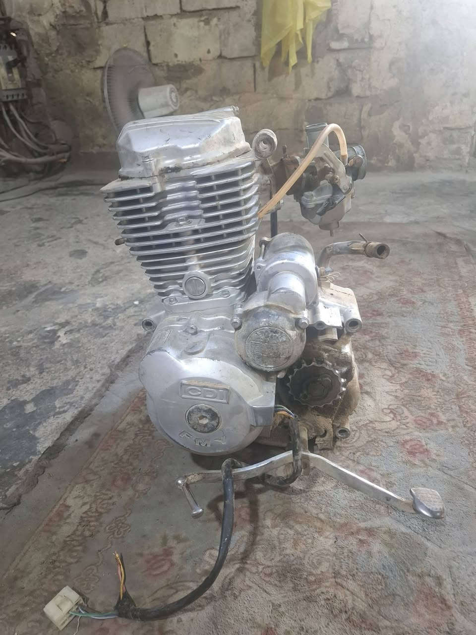 للبيع محرك فيوم  مستحق تجفيت بي دخانه قليله بدون تنقيص كامل ***********
