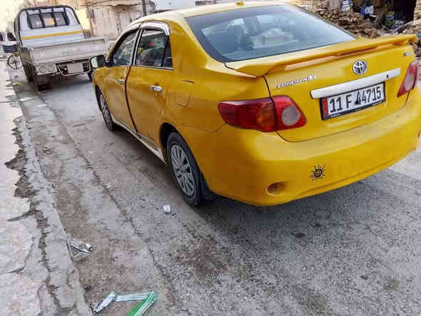 كورلا 2010للييع
بيها هواي شغلات زينه+هواي شغلات مو زينه 🫩
 لونها ليموني 🍋 يشك شك 
سياره بإسمي سنوية 2027
كير ومحرك كفاله 🌚
تواير جدد
راديتر+ ماء جديد 
بطانه+درع جديد 
مكانها / القائم حصيبة 
للاستفسار/***********
