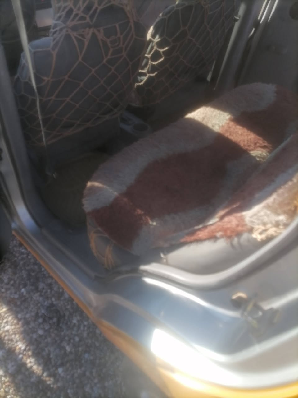 السلام عليكم ورحمة الله وبركاته سياره افيوللبيع تكسي موديل ٢٠٠٥.سيارة بدون ضضر رقم كركوك ألماني سنويه منتهي شرط التحويل بطاقة بنزين موجود. اضبارة موجوده
