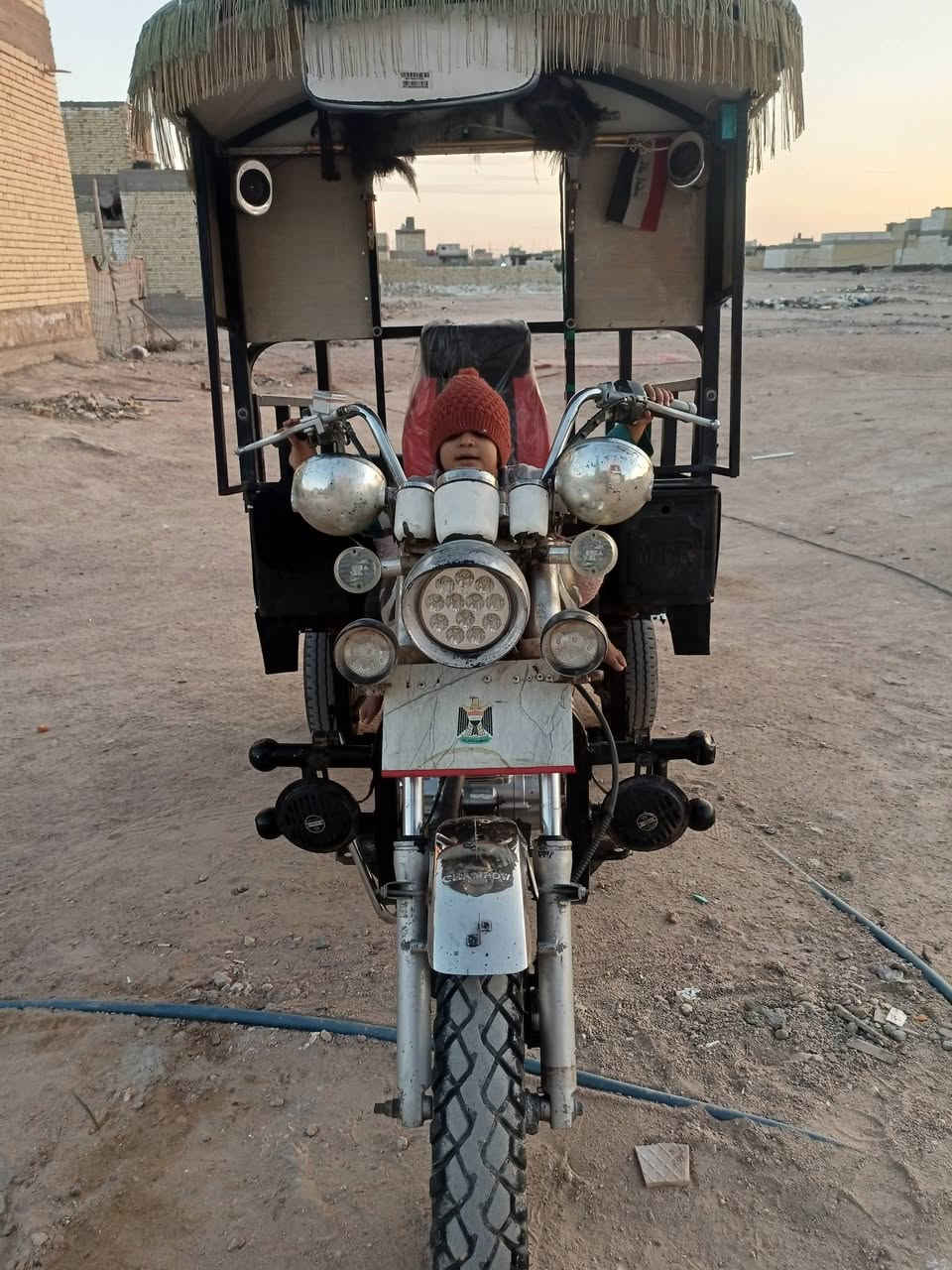 سلام عليكم ستوته لبيع موديل 2015 مكينه 2025 ستوته نضيفه مال جناي مكفوله اوراق بسمي وكيله حيدر جبرين مكاني نجف الاستفسار عن هذا رقم  متواجد على فيس ***********
