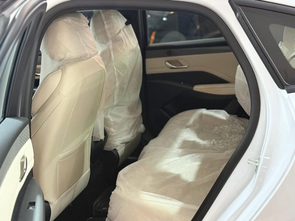 BYD QIN PLUS 2025 سپی ناوزەرد
BYD QIN PLUS 2025.    000km

سپی ناوزەرد

چارجی شەحن

گاعی بیلدی 

٣ مانگ کاتیان لەگەڵە

116$ سافی 

***********📞
