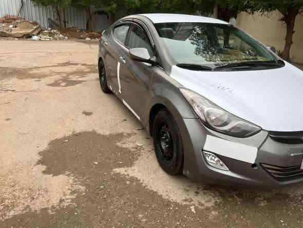 السلام عليكم
اخوان اللبيع النتر ة
موديل 2013
رقم واسط تحويل مباشر
مبدل بيهه ضهر خلفي 
صبغ عام  السياره جاهزه 
مكان السياره بغداد المشتل 
السعر 78 وبي مجال قليل
***********
