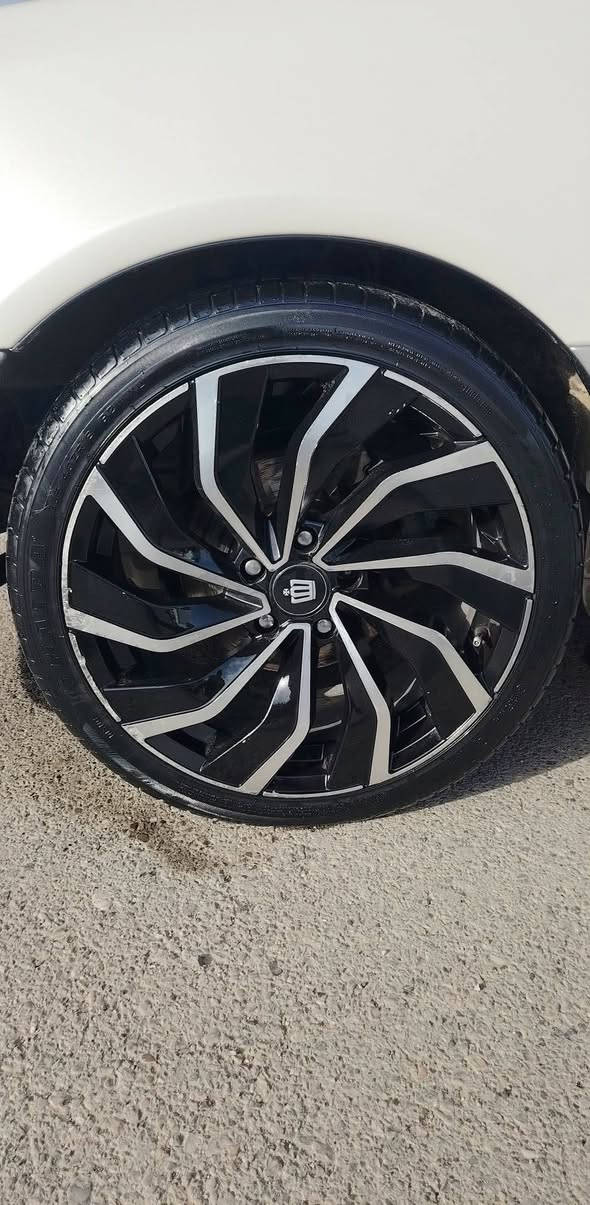 تايه و َيل سبؤرت بؤ گؤرينه وه سايزي ١٨ يه بؤ ماجستا و شاهينه ش ده بيت تايه و ويله كه له سه دا ٥٠ خاوينن
باقيم نيه له گه ل ريزدا


**إذا كنت صاحب هذا الإعلان وتريد حذفه لأي سبب، رجاءا أرسل رسالة إلى الدعم الفني**