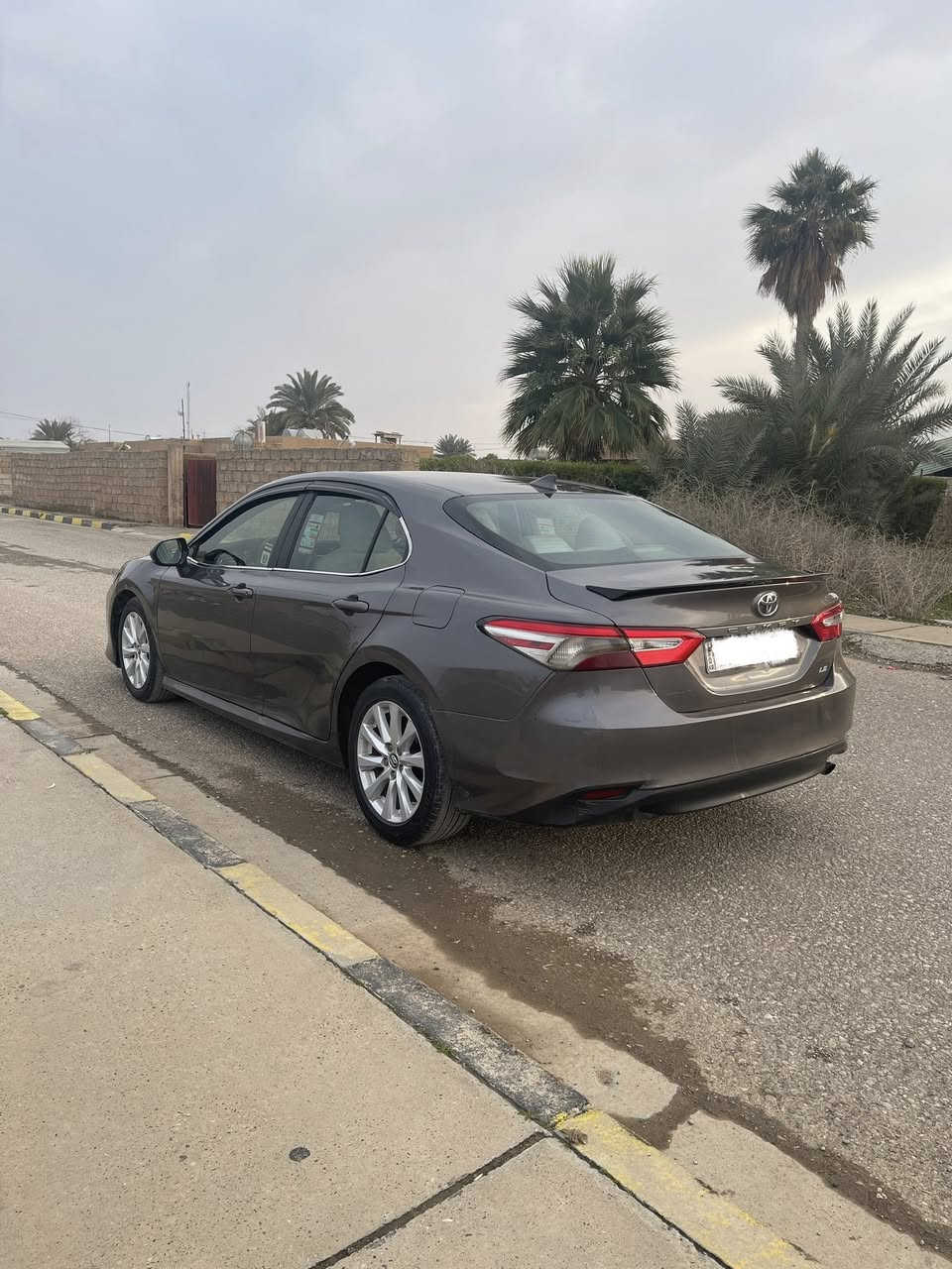 كامري وارد امريكي موديل 2019 رقم اربيل الجديد شرط التحويل سنويه جديده 2027 كير محرك شرط محرك مامفتوح قطعتين صبغ بدون دواخل  سيارة جديده داخل جديد وضع شركه ماشيه 130 صدر طخم تاير جديد مابيها نقص السعر 170 مكان السياره الشركاط الشراي يتصل *********** لموشراي لايتصل
