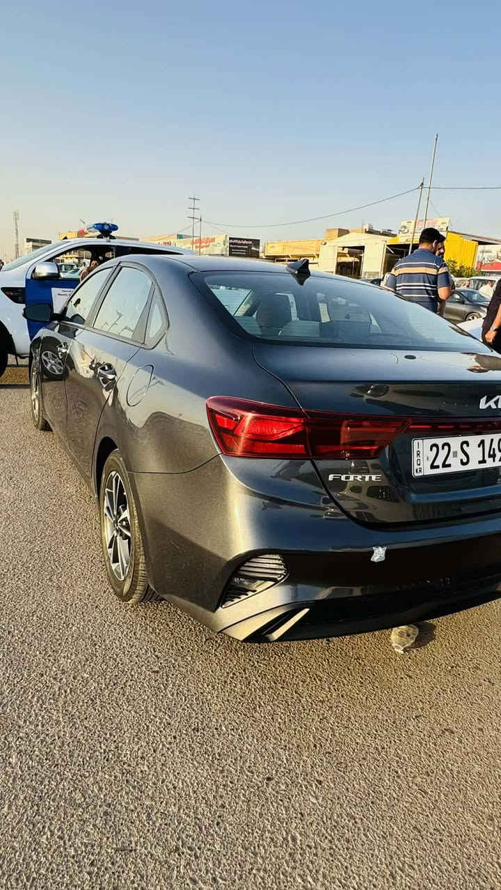 سلام عليكم سياره فورتي اربيل وارد موديل ٢٣امريكي بيه بس بنيد الحادث تبريد محرك دوش خير من الله واسط عزيزيه رقم مبايل ***********
