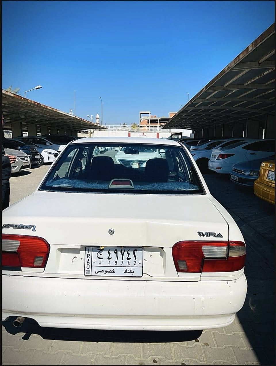 بروتون موديل ٢٠٠٢ رقم بغداد مشروع وطني
بدون صبغ بدون ضرر سنوية  جديدة سيارة باسمي 
كير و محرك بشرط 
موجود بطاقة بنزين
سعر ٣٩ ورقة وبي مجال للطيبين
رقم موبايل ***********
