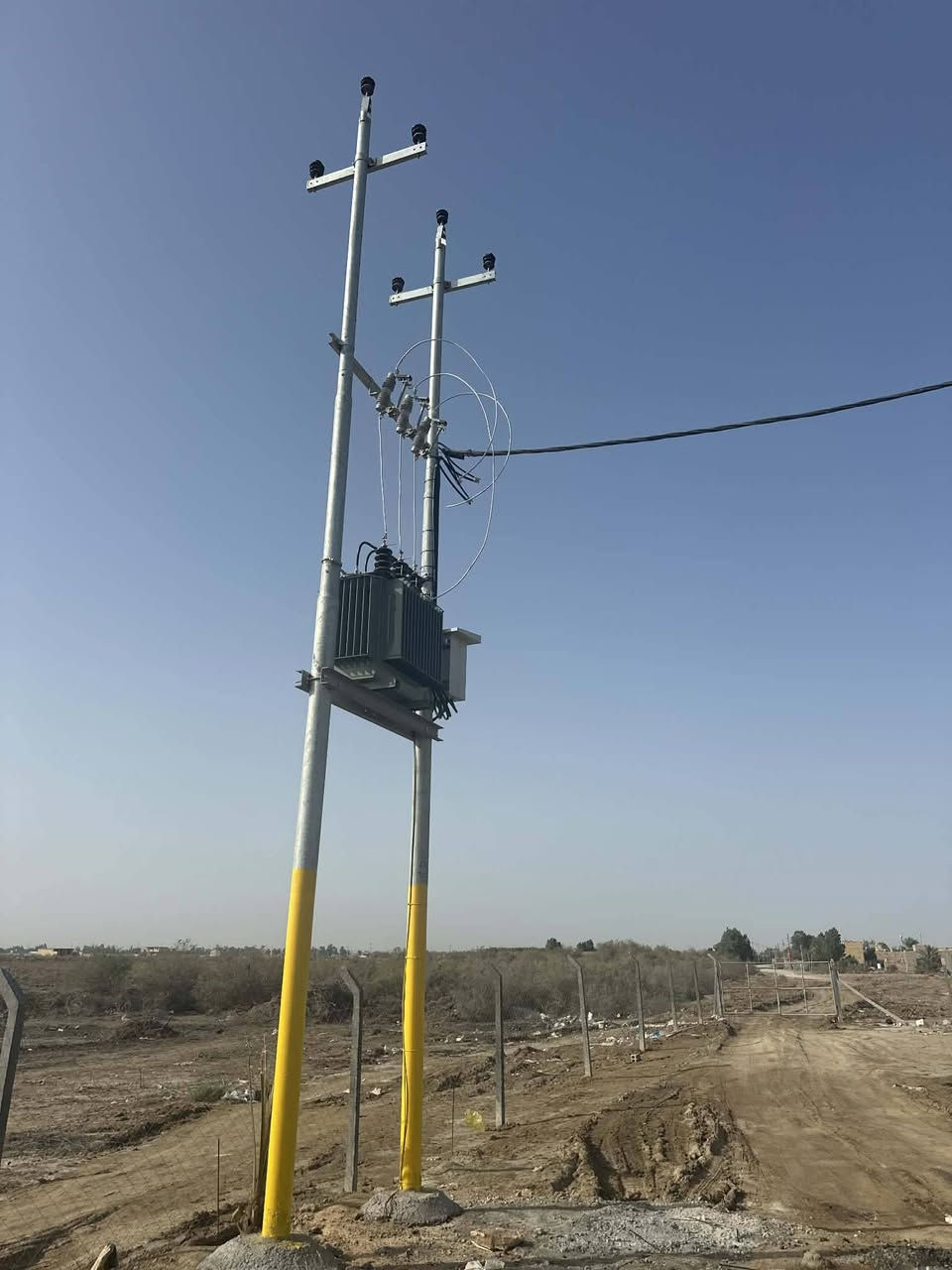 قطع سكنيه بموقع مميز وخدمات كامله من الماء والكهرباء شوراع مبلطه بعرض ١٥ متر اناره ليليه  مدارس داخل الموقع
يوجد اقساط اقساط ونقدي الاسعار مناسبه للاستفسار خاص او اتصال 📞 *********** او واتساب 
الموقع الديوانية قرب حي الفرات
