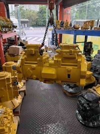 كيتربلر • مضخة هيدروليك • 385C/390D