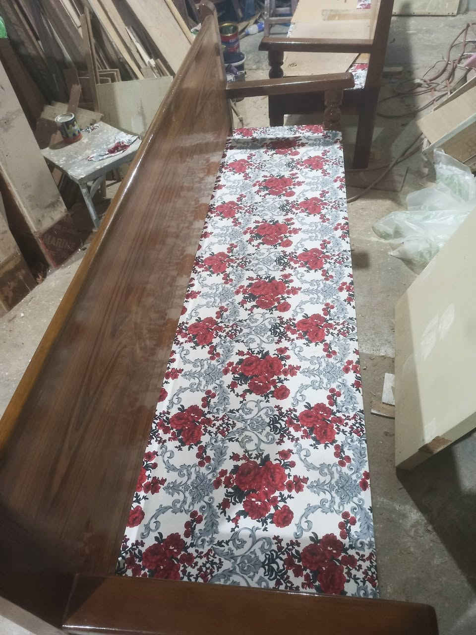 السلام عليكم غراض للبيع
كرويتات عدد 2 شكل واحد سعر وحده 60 
كنتور ابو 2باب صاج تكمه 125سعر 
***********
