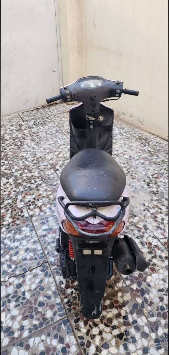 سلام عليكم دراجه ماكس قجمه نضيف صالنصه رياضي Fm لدراجه بيه نقص بس باتري والباقي كله نضيف سعر 320 عنوان بغداد شعله


**إذا كنت صاحب هذا الإعلان وتريد حذفه لأي سبب، رجاءا أرسل رسالة إلى الدعم الفني**