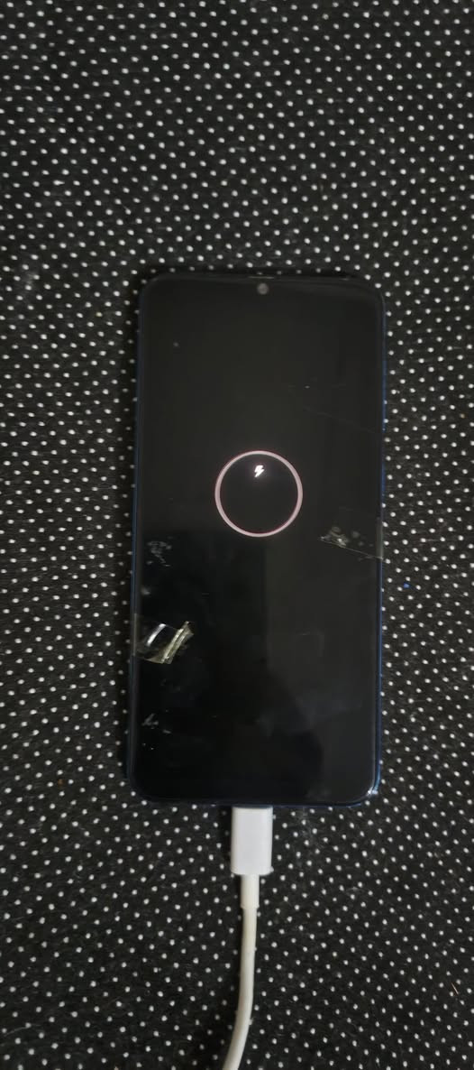 سامسونك A50 ذكره 128 جهاز جان شغال مابي
بس فجأ تطلع علامه شحن ومايشتغل 
مابي رمز مفرمت ابيع وضعه سعره 40
*********** شراي وتساب
