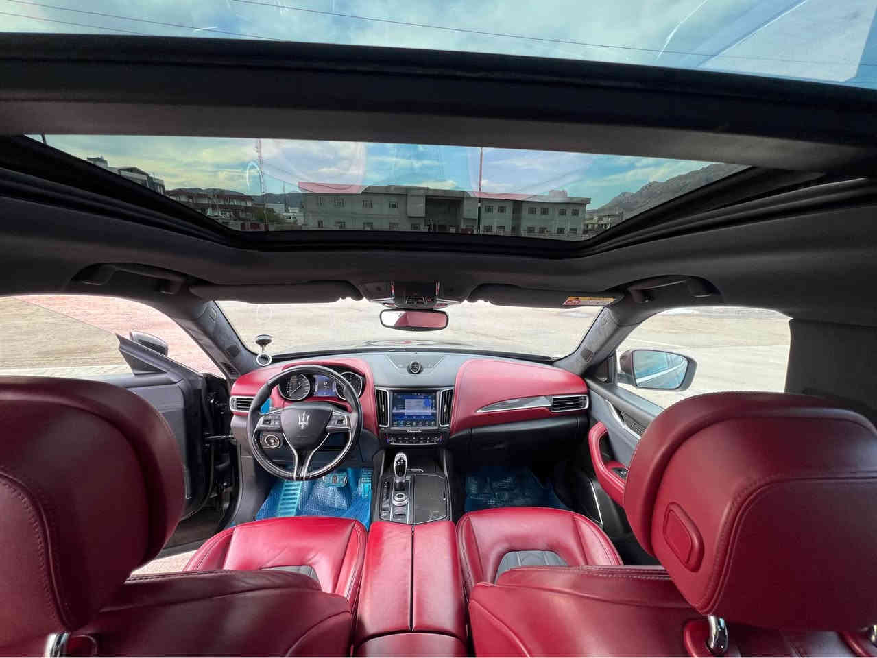 مازاراتی لیفانتی مۆدیل٢٠١٧ قەپات مواسەفات پانۆراما راداری هەر چوارلای پینج کامیرا سیستەمی سەماعەی هەرمان کاردۆ سەوتی گزۆز دوگمەیە بیلاد کوشن جلد ساردو گەرم سندق کارەبای ناو سورو رەش لایتی لەگەل سوکان دەسورئ لایت لیدو عەدەسە کامل. گیر شفتی سەرسوکان شاشە گەورە ناوی کامل کاربۆن فایبەر ئۆرجینال. دەبلی بەرزو نزم دەبئ دوگمەی سپۆرت گیرتۆماتیک عادی سپۆرت بریک کارەبای مواسەفاتی زۆرزۆرە هەمو باس ناکرئ.. گیرو مەکینە ودەبڵو کارەبای دەعامی بۆ دەعامی بەشەرت سەیارەکە 6پستۆنی گازە بئ بۆیاغ بئ ليدرانە سەیارەکە ١١٠ هەزار ڕۆیشتوە هیچی نیە سەنەوی تازەیە تا ٢٠٣٠ هەموگیانی بەشەرت سعری ٢٩٠ گەلاو معامەلە سەوداش دەکەم *********** رانية, السليمانية
