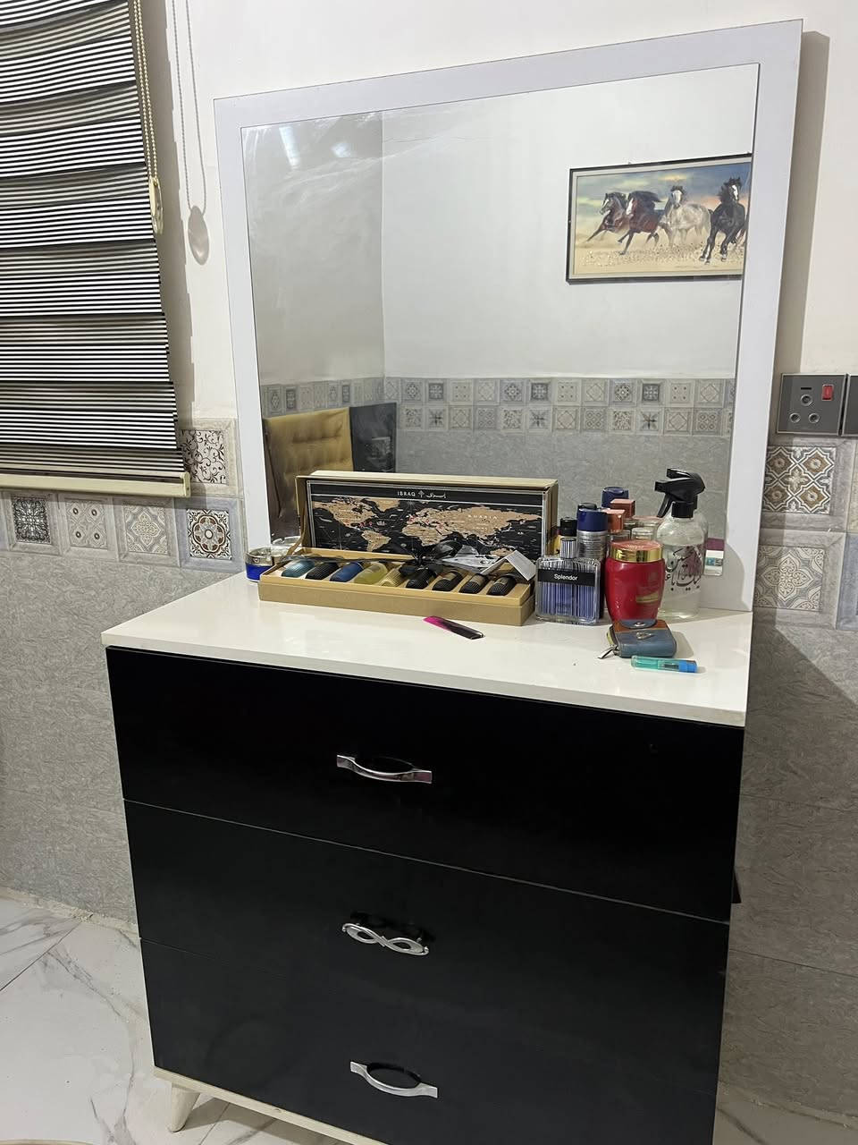 غرفه نوم تركيه جديد للبيع كامله السعر خاص ***********
