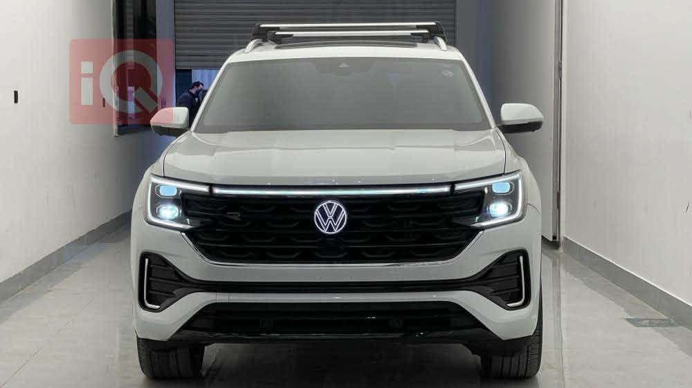 Volkswagen Atlas SEL Premium R-Line 2024
‎عداد المسافة : 27 الف مایل 
‎ضرر : جملغ خلفي و باب سائق صبغ بدون دواخل 
‎ارباك دشبول و ستیرن سلیم💯✅
‎دعامیە و رادیترات و بجم کلة بلادي بشرط
1V2FR2CA6RC547798

‎اعلی المواصفات  atlas 1/1 :
‎سقف بانوراما
‎داتاشو 
‎بصمة تشغيل
‎بصمة أبواب
‎تشغيل عن بعد (Remote Start)
‎صندوق شفط كهربائي
‎رادار أمامي (تحديد مسار)
‎رادار جانبي (نقاط عمياء)
‎رادار خلفي (تحذير من الاصطدام)
‎كاميرات محيطية 360°
‎سستم سماعات FENDER
‎تحكم وضعيات القيادة Drive Modes 
‎اوتو بارك Auto Park
‎تبريد مركزي لمس
‎كشنات ميموري
‎كشنات جلد
‎کشن تدفئة و تبرید
‎هاند بريك بصمة
Android Auto 
Apple Car Play 
‎مانع انزلاق+ABS
‎شاشة كبيرة لمس
‎حساسات خلفية+ كاميرا 
‎تحكمات استيرن
‎اوتو ستارت Auto start 
‎اوتو ستوب Auto Stop 
‎وبقية المواصفات المعروفة
‎‏‎ 
‎مکان سیارة اربیل
‎‏‎سیارة بدون رقم تترقم شمالي 
‎‏‎‏‎للاتصال والاستفسار
‎☎️*********** اسیاسیل
‎.     ***********.      كورك
