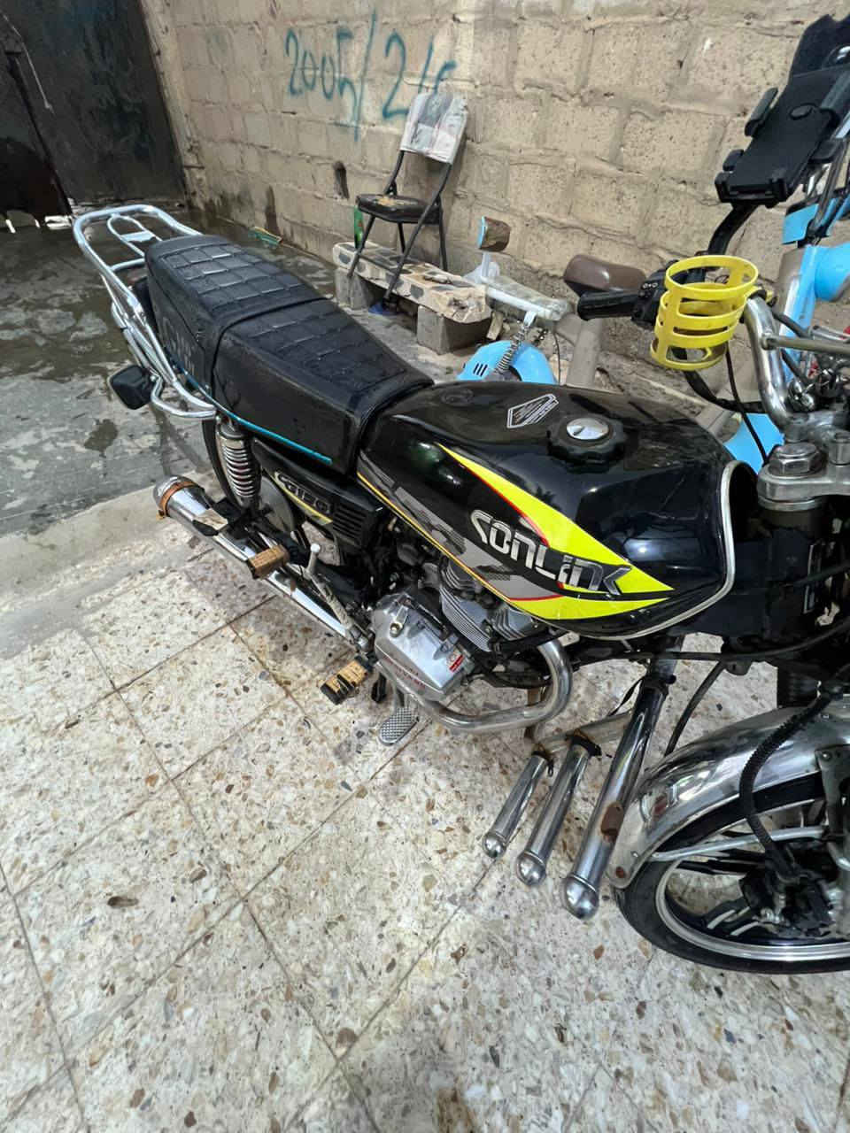 سونك للبيع موديل (2023) ((((مكمرك وكامل)))) بسم وكيل يجي يبصملك اوراقه كامله بس تروح تسجل متروك صارله فتره يرادله باتري ويرادله هندر بس محركه ما مفتوح بعده عله بلاد ليريد يراسلني واتساب او عل خط غير متواجد عل فيس قفله من لاخر ((900))لا تتصل اذا ما تريده اذا مو زحمه***********
