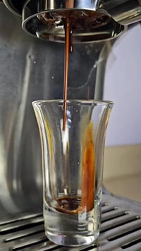 قهوة • بيم • قوام قوي