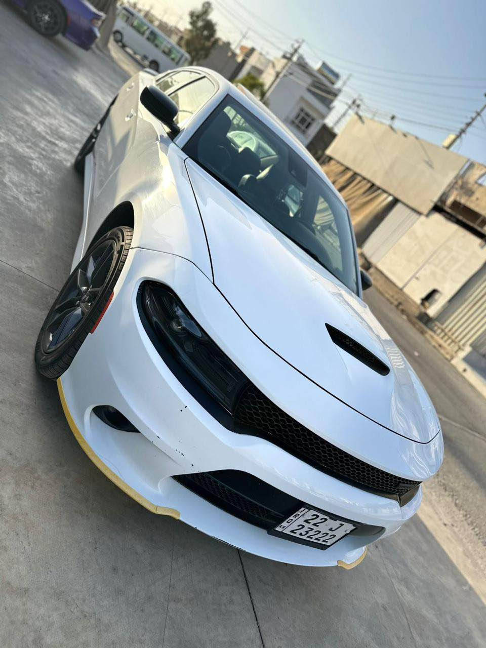 جارجر ٢٠٢٢ GT+فول مواصفات فتحة سقف - رادار- مرقم اربيل دولي -ماشيه قليل - گير محرك ايرباك شرط-(قطعتين و نص) بيها صبوغ بدون داخل و شاصي -
*********** واتساب 
السعر ٢٢٣$ أربيل, العراق
