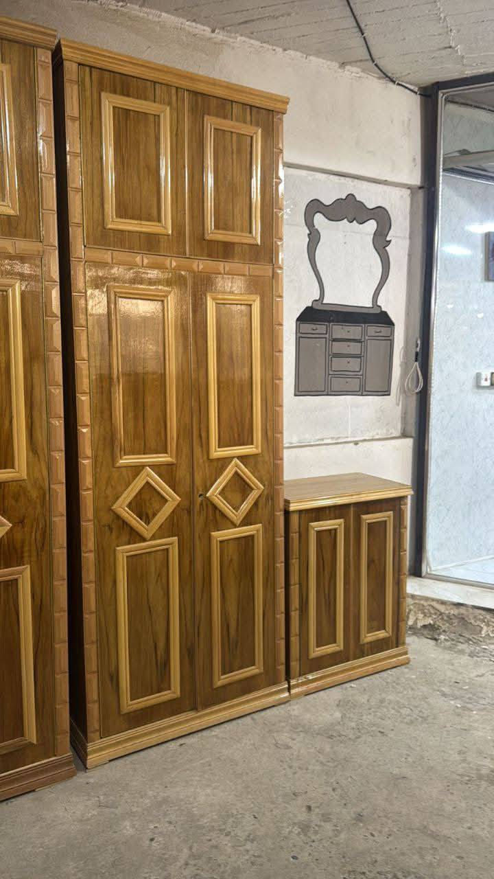 غرف جديده للبيع .....
متوفر نقد واقساط .....
متوفر نظام استبدال الغرف
نقل وشد مجاني لجميع محافظات العراق 
للاستفسار واتساب 
***********
