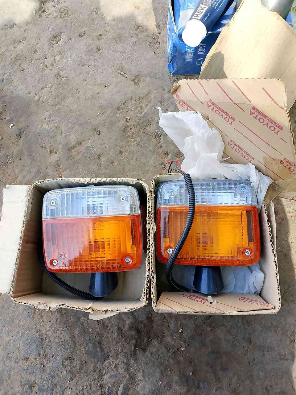 سلام عليكم من رخصت الادمن 
يوجد غراض بيكم لاندكروز جديد 
العنوان ديالى بلدروز 
***********
