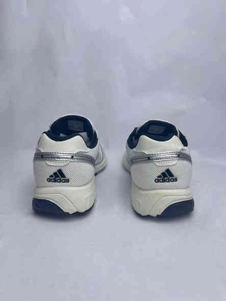 السلام عليكم حذاء اديداس فيتنامي اصلي قياس 44(28cm)جديد بدون كارتون، السعر 30 الف قفل، فلات فوم كامل مريح ونازك. يوجد توصيل جميع المحافظات ، للتواصل خاص او على واتساب ***********
