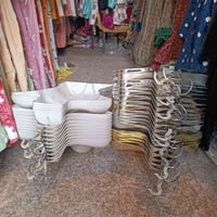 33 صدر مال ملابس للبيع بسعر 100 الف 07814018937