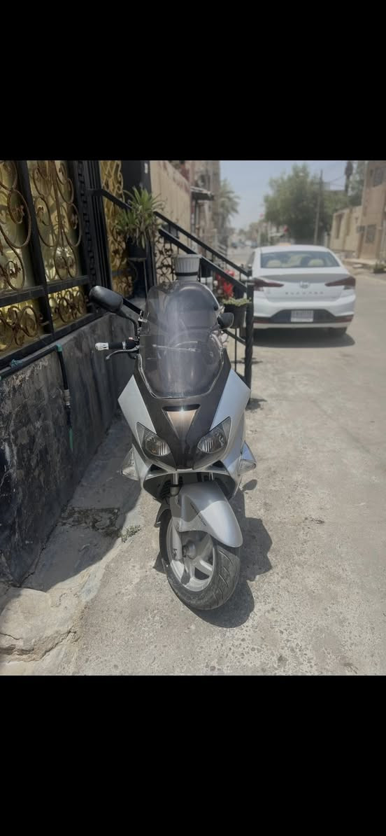 السلام عليكم فورزه 06 للبيع رقم بغداد للبيع بااسمي ***********
