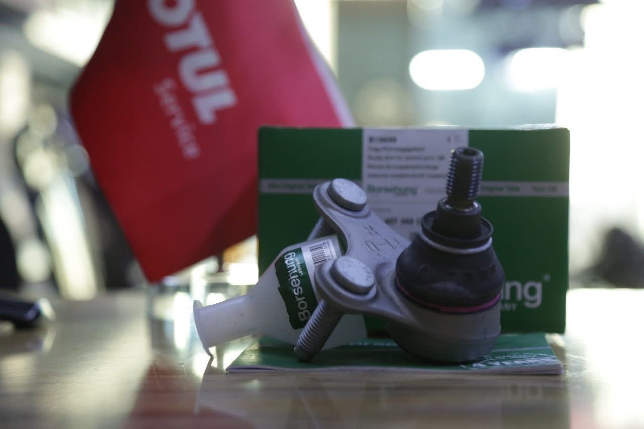 جزء من مجموعة صور من قطع غيار الفولكسواكن المتوفرة بمركزنا MOTUL service متوفر قطع غيار كصه تفصيخ وجديد براندات واصلي جديد جميع قطع الغيار بالضمان وكل التحتاجه سيارتك متوفر وبأسعار تنافسية ومتوفر زيوت وسوائل جميع سيارات vwوفق كود الشركة وصيانة وبرمجة وفحص باحدث الاجهزة وتشخيص الاعطال وكلشي بالضمان
لدينا توصيل لجميع انحاء العراق
***********
